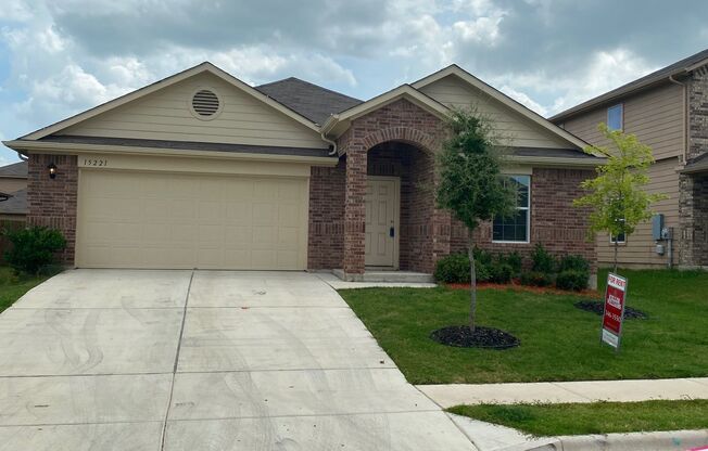 Great 4 Bedroom home with Open floor plan