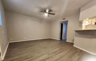 1 bed, 1 bath, 619 sqft, $875, Unit 27