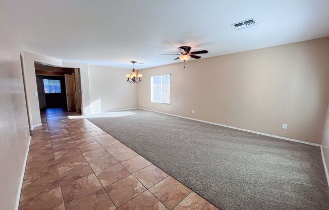Massive 5 Bedroom Single Family Home in San Tan Valley!