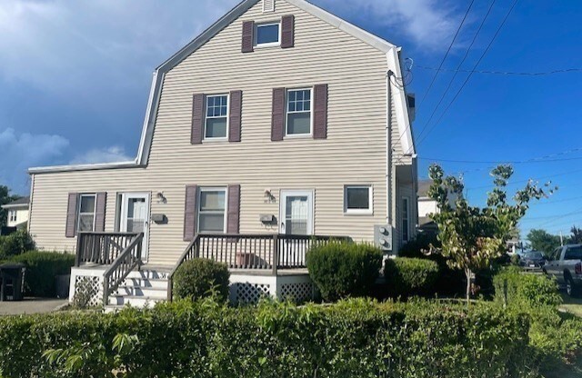 38 WARWICK ST