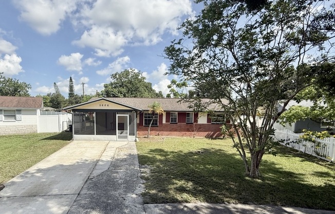 5606 89 AVE