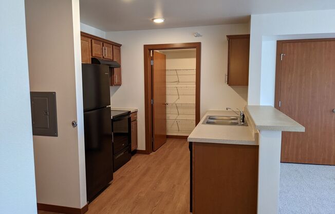 1 bed, 1 bath, 763 sqft, $1,025, Unit 201