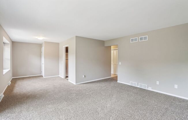 2 beds, 1 bath, 1,100 sqft, $1,995, Unit 3111-4