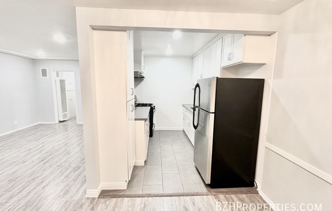 1 bed, 1 bath, 750 sqft, $2,000