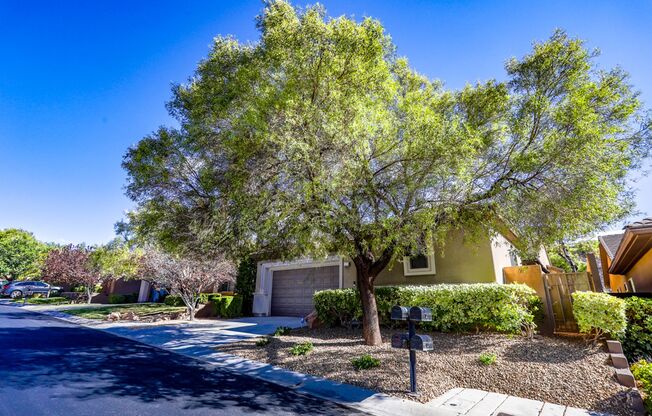 Anthem Country Club Beauty w/ Casita