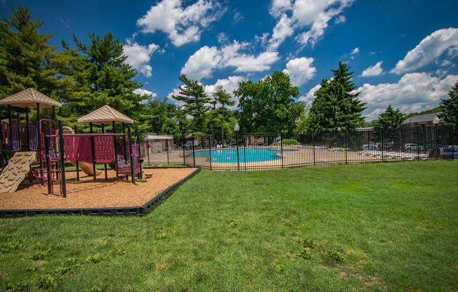 Maplewood Villas Apartments Playground 01