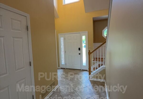 4844 CLIFFORD CIR
