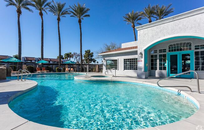 2 beds, 2 baths, 972 sqft, $1,599, Unit 320