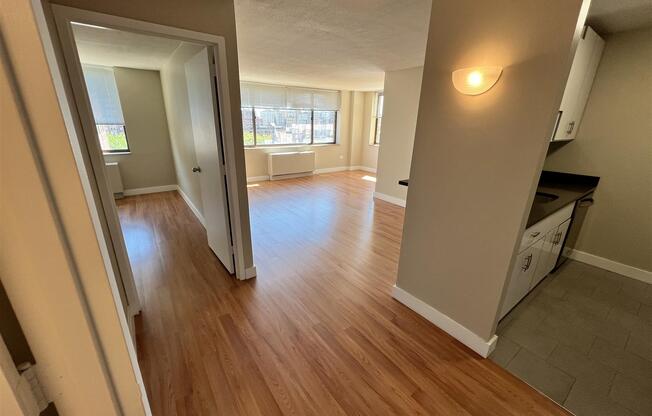1 bed, 1 bath, 699 sqft, $5,734, Unit 15A