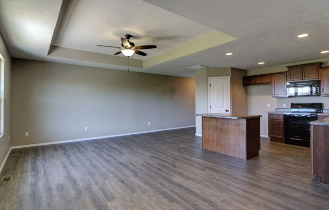 3 beds, 2 baths, $1,445