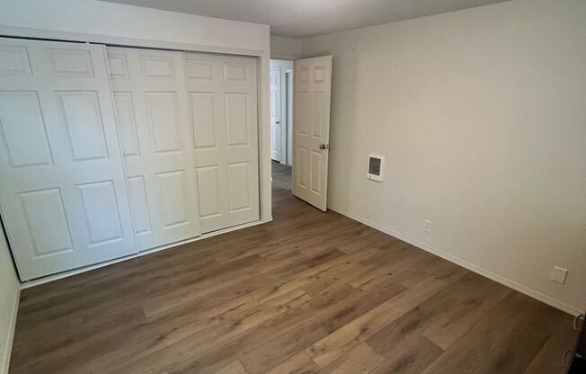 2 beds, 1 bath, 850 sqft, $1,695, Unit Unit 1