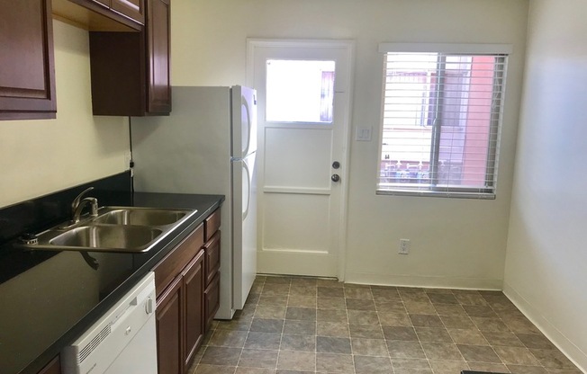 Diamond Street - 1540