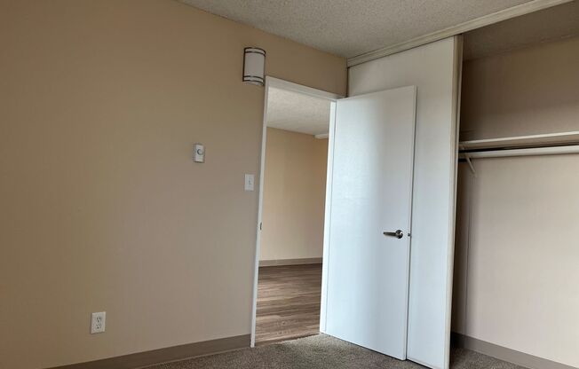 1 bed, 1 bath, 642 sqft, $1,245, Unit 115