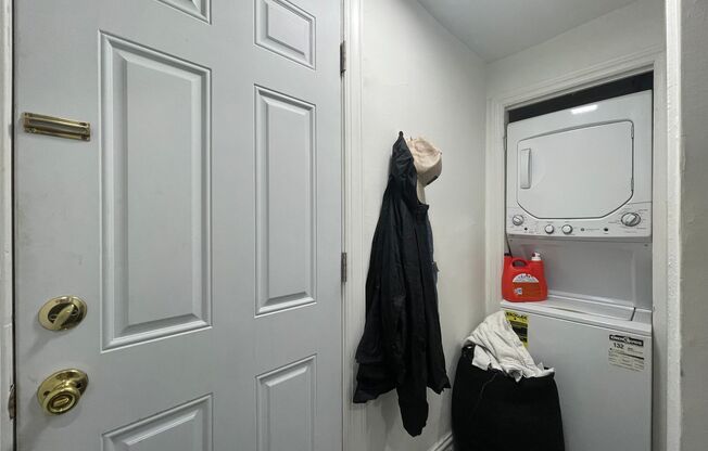 2122 Pine