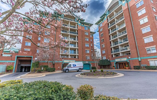 Update Old Town Condo Next to Metro