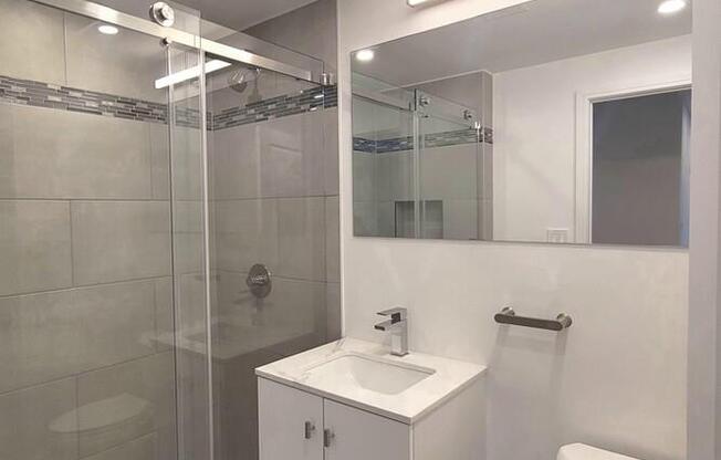 1 bed, 1 bath, $5,500, Unit 6F