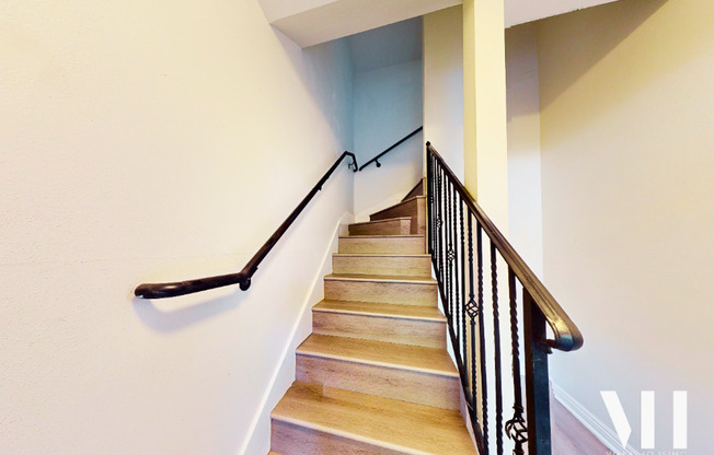 Three Bedroom Townhome Near USC!