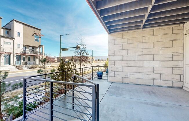 Modern 3 story townhome available now!