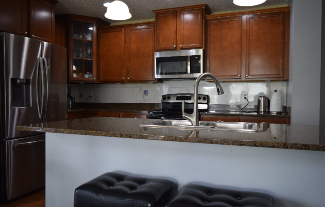 15574 60 AVE N