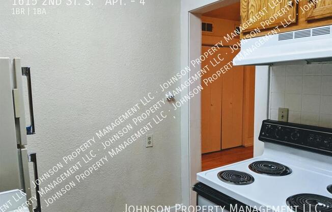 1615 2nd St. S.     Apt.