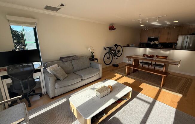 Epic REA - Amazing Spacious Twin Peaks 1 BR/1 BA Condo w/ Garage Parking