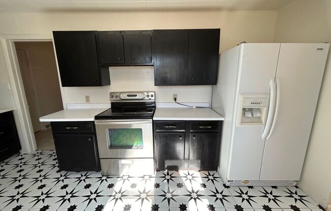 4 beds, 1 bath, $1,450