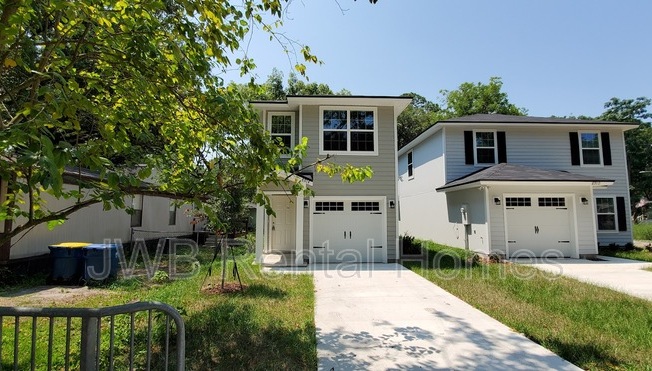 8914 DANDY AVE