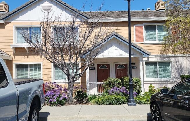 Cute 2 Bedroom 1 Bath Condo Daniels Avenue Vallejo New Flooring and Paint