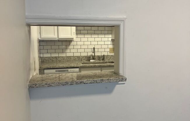 Studio, 1 bath, 460 sqft, $1,050, Unit G6