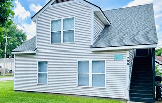 Updated 2 bedroom apartment in Portland now available!