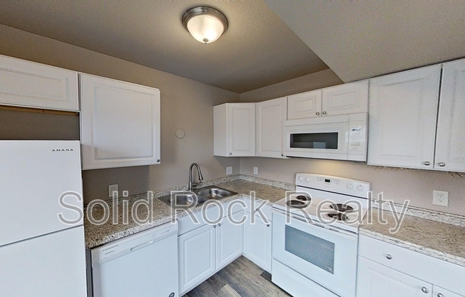 3450 D COCHRAN DR