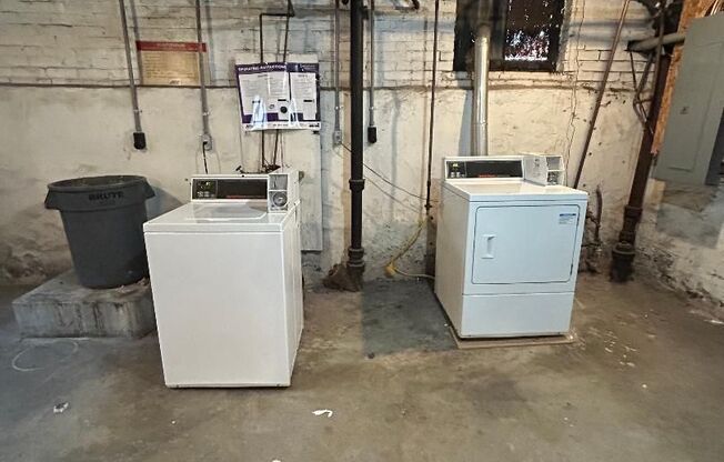 Studio, 1 bath, 240 sqft, $650, Unit Apt 1