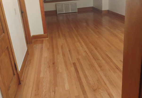 4528 S SPAULDING AVE