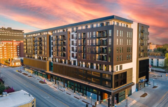 Studio, 1 bath, 1,271 sqft, $2,650, Unit 404