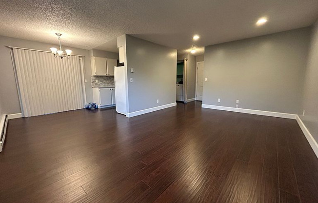 750 W POWELL BLVD