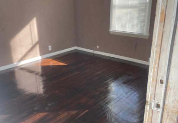 2228 N MINNESOTA