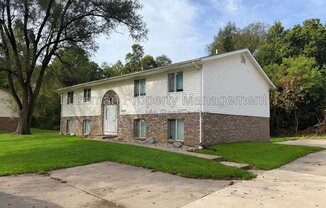 1329 HUNTINGTON AVE