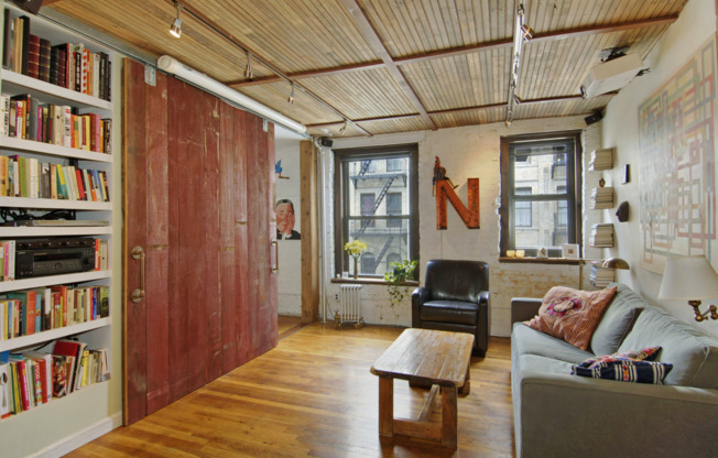 141 ATTORNEY ST