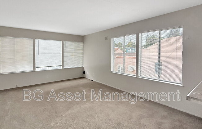 3600 DIMOND AVE