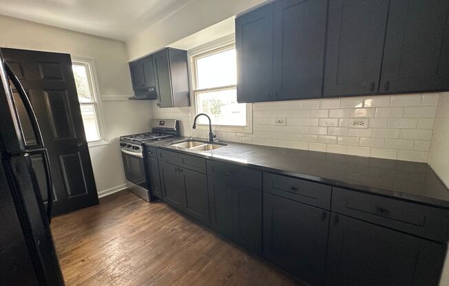 FREE APPLICATION!! Beautiful 4 bedroom house in great Dolton neighborhood w/ Huge Back Yard!