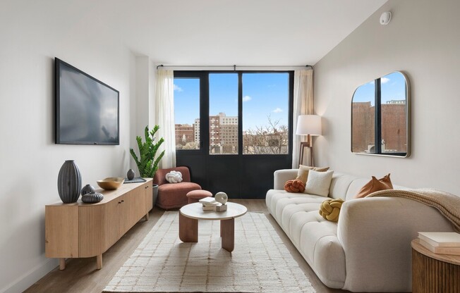 1 bed, 1 bath, $3,690, Unit 811N