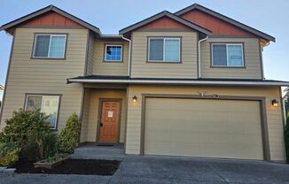 5 beds, 2.5 baths, $3,995