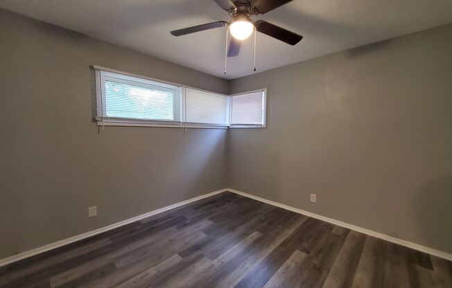 Spacious Remodeled 3/2 Home Near the GFAFB!!!