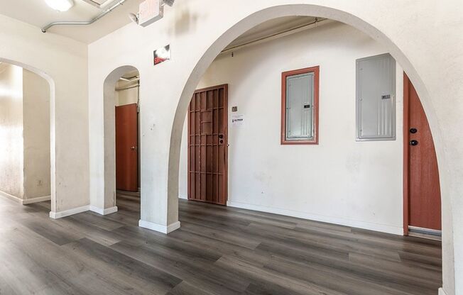 Studio, 1 bath, 249 sqft, $1,237.5, Unit 215