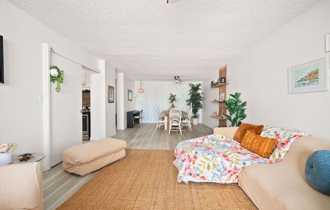 Kakaako Royal Court 2 Bedroom 2 Bathroom 1 Parking Condominium