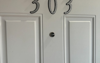 2624 N MILWAUKEE AVE