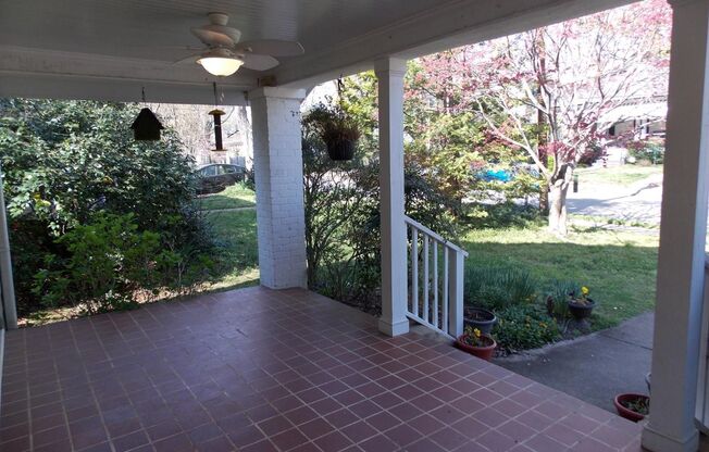 1807 Sunset Drive
