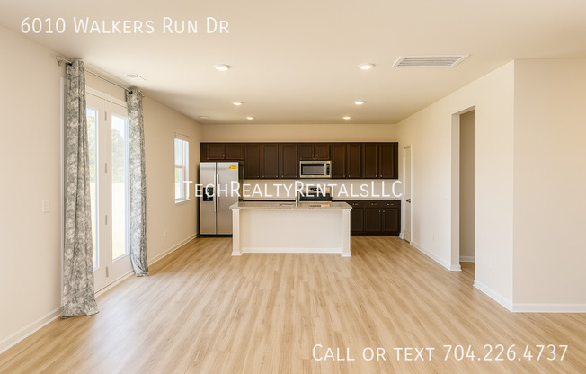 6010 WALKERS RUN DR