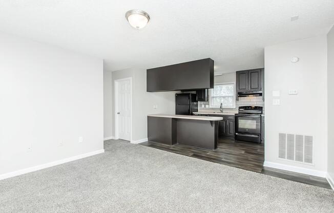 2 beds, 2 baths, 1,200 sqft, $1,165