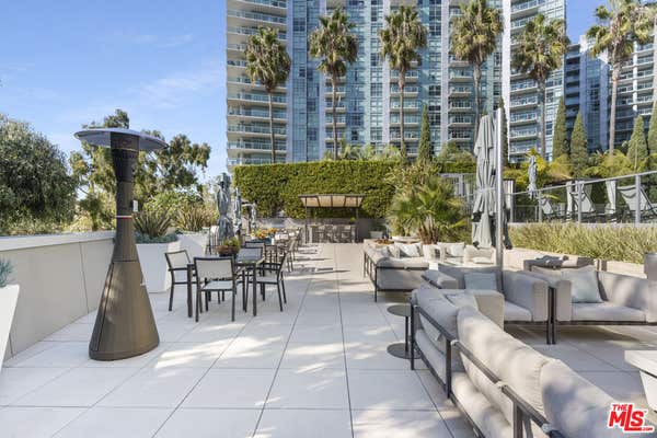 2 beds, 2 baths, 1,584 sqft, $6,800